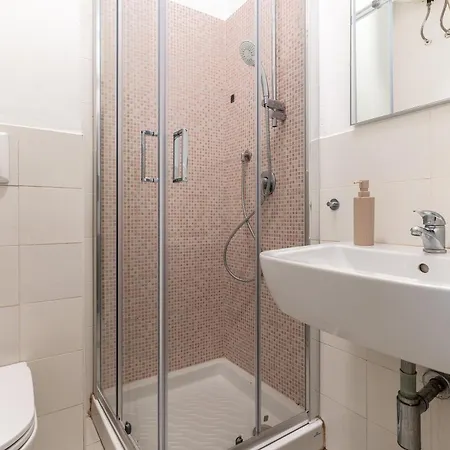 San Siro Apartment *